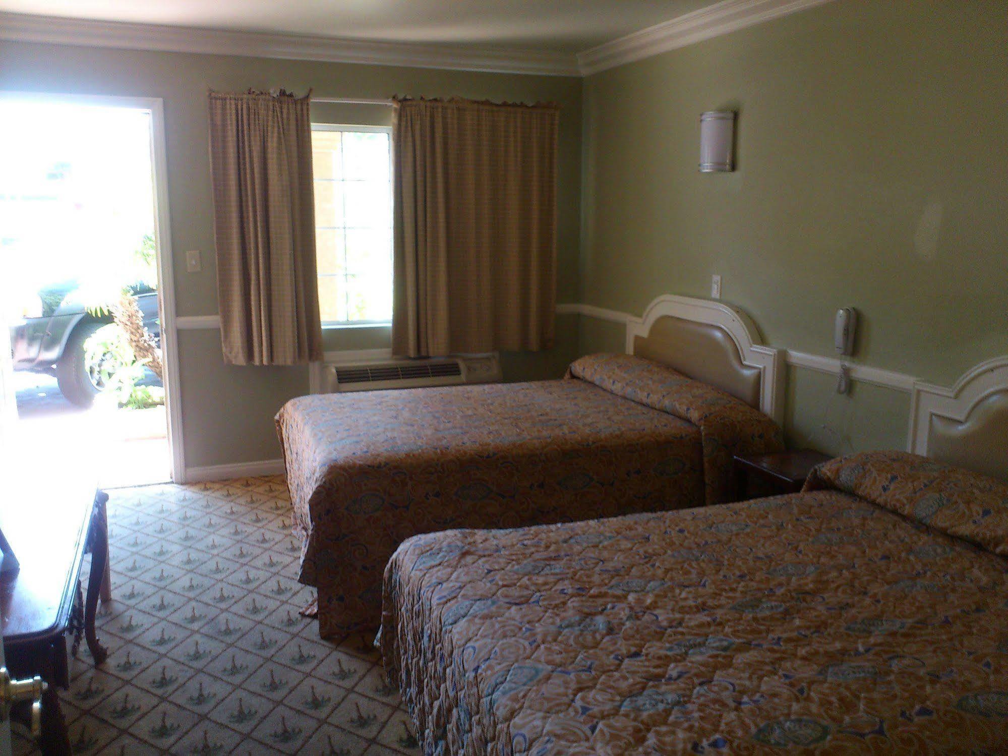 Santa Ana Travel Inn Luaran gambar