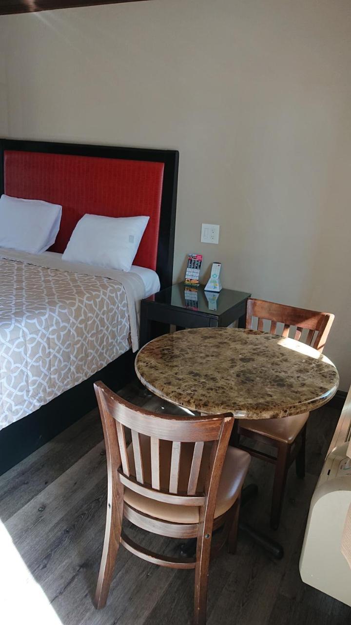 Santa Ana Travel Inn Luaran gambar